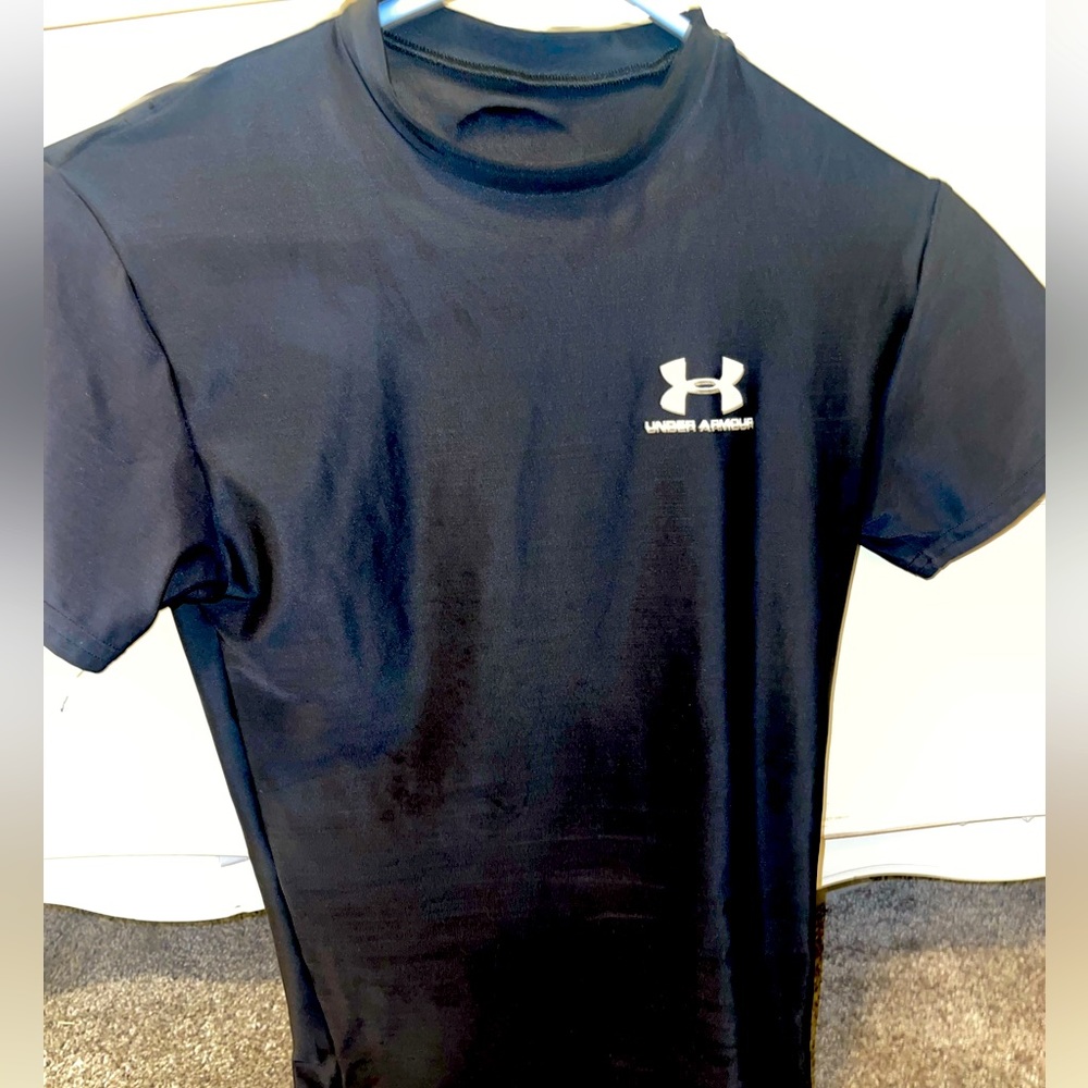 Under armour muscle T shirt.